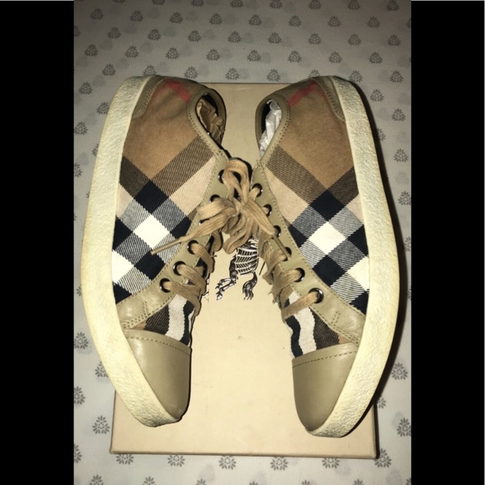 Burberry sneakers - Picture 4 of 7